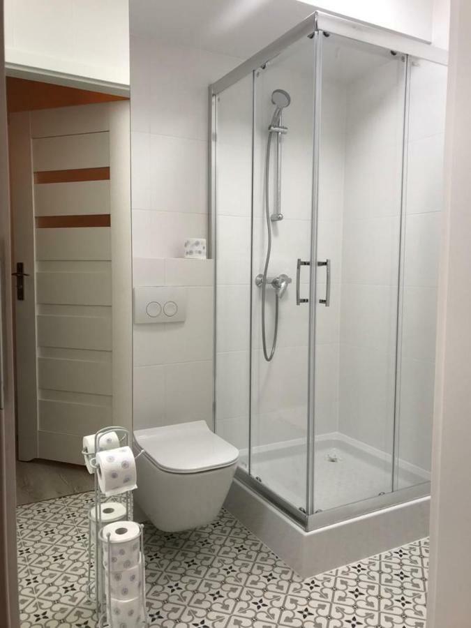 "10" Slonce Woda Las - Apartament No10 Garaz W Cenie Cedzyna Экстерьер фото